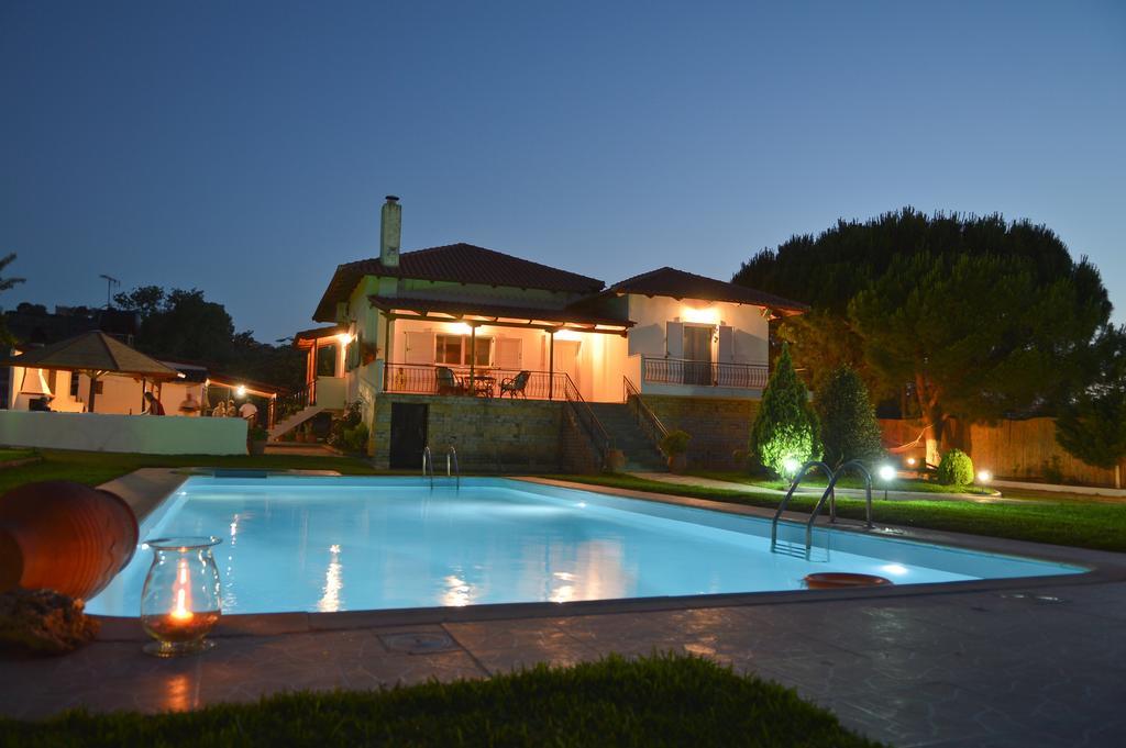 Dimeon Villa Kato Achaia Bilik gambar